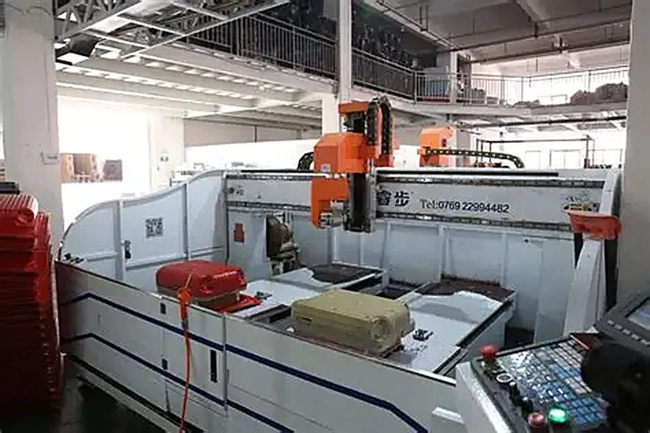 CNC machine cutting shell moulds for hardside luggage